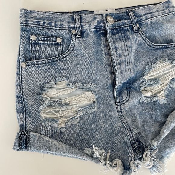 One teaspoon Outlaws Distressed Denim Shorts 26 - Picture 5 of 10
